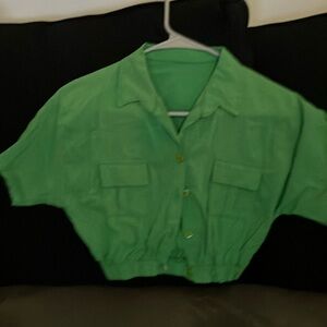 Crop top green , button up elastic at bottom small